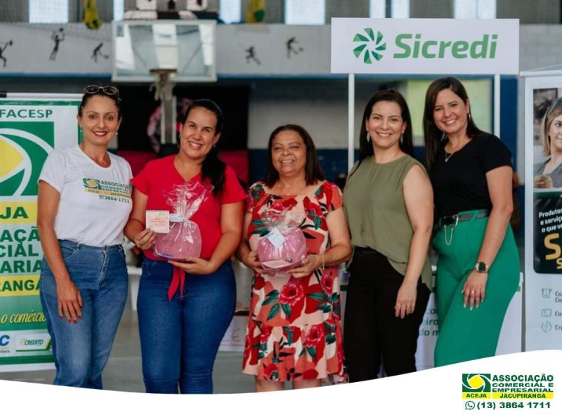  Mulheres Vitoriosas, a Associação Comercial participou do evento que foi realizado pela prefeitura.